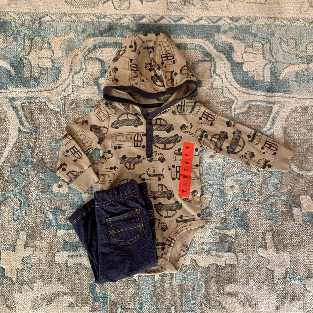 🆕 Carter’s Outfit